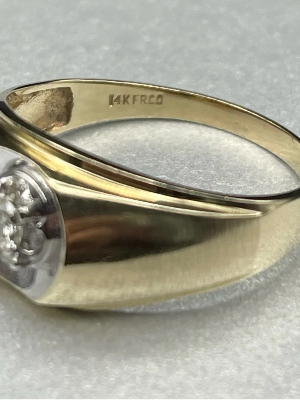 Men’s vintage 1991 14K yellow gold diamond cluster ring